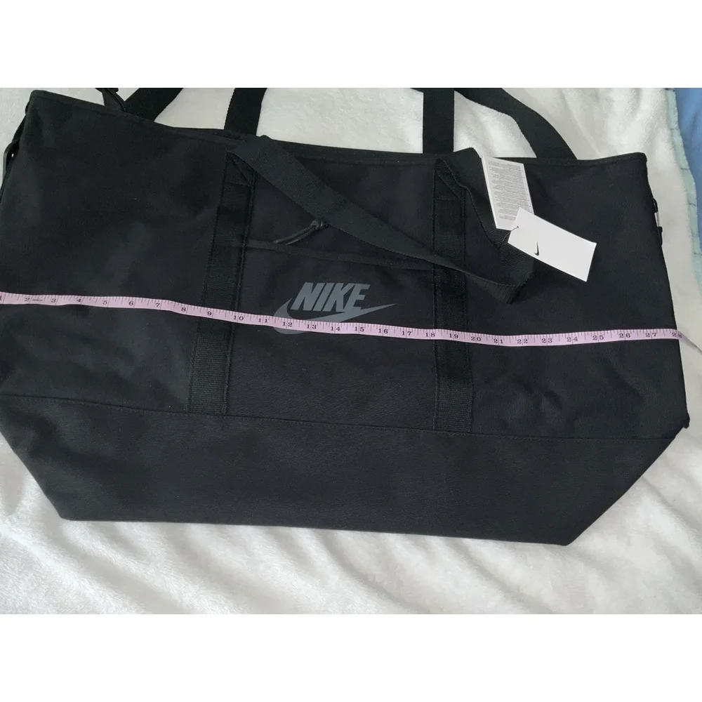 Nike Utility Sportswear Gym Beach Travel Duffel Tote Bag PB0362-010 Vinyl Inside
